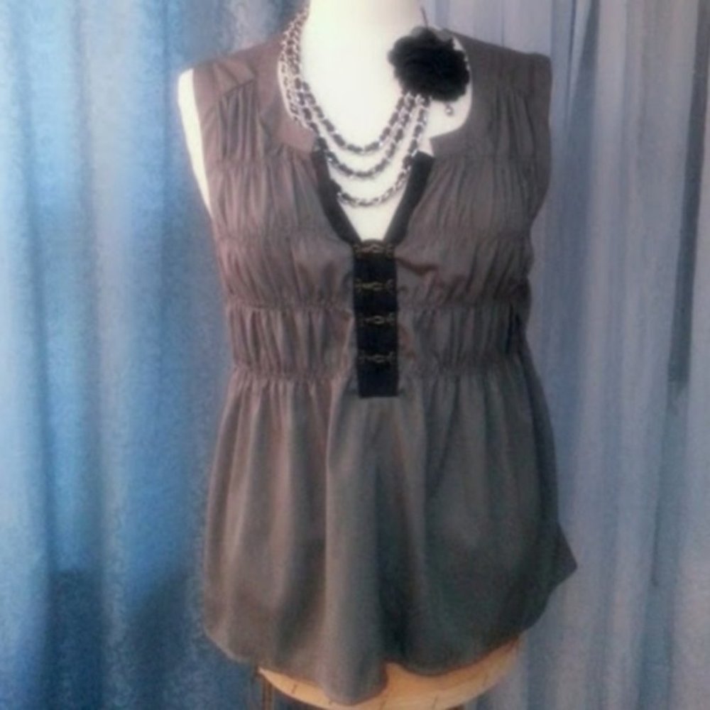 Converse One Star grey & black smocked sleeveless top sz Medium